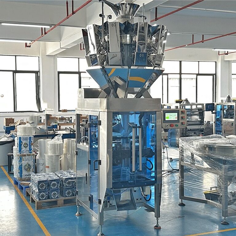 SUK vertical VFFS machine running for granular fertilizer packaging