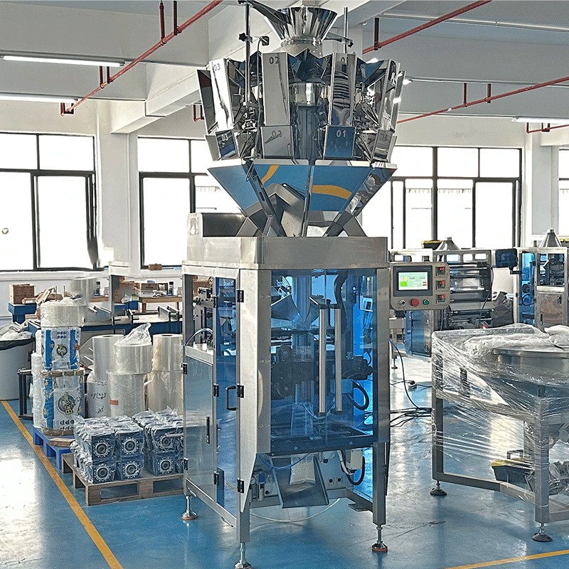 SUK granule VFFS packaging machine running in factory