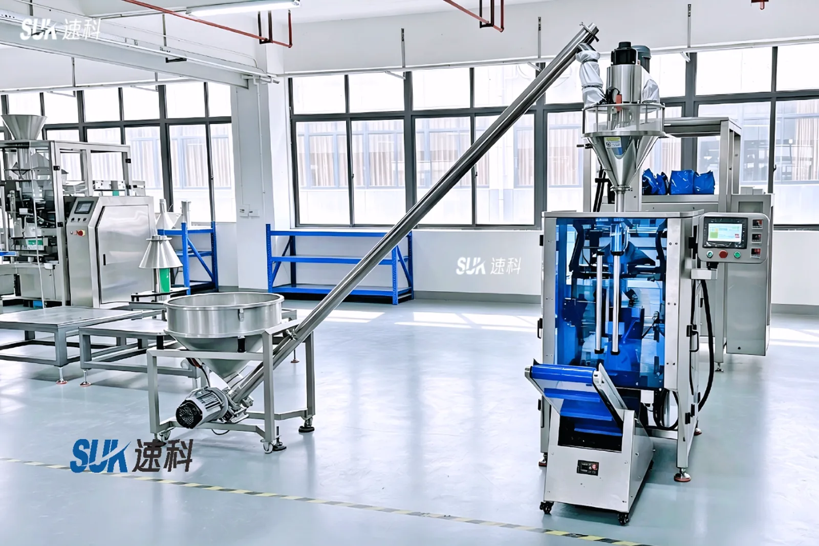 Real SUK equipment photo shown as a roll-film vertical packaging configuration; category reference, not a customer laundry-detergent project